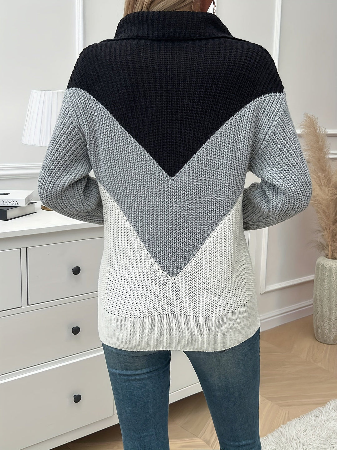 Linda | High-Neck Knit Sweater