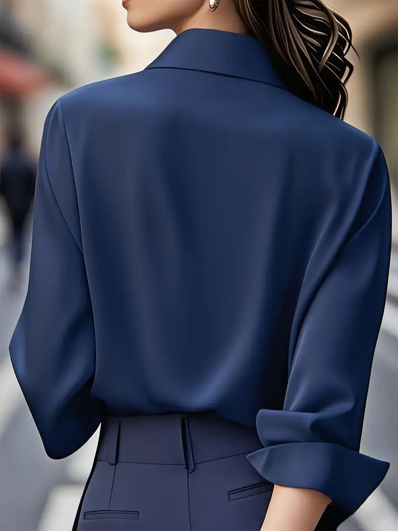 Amiliana | Fluid Shirt with Hidden Button Placket