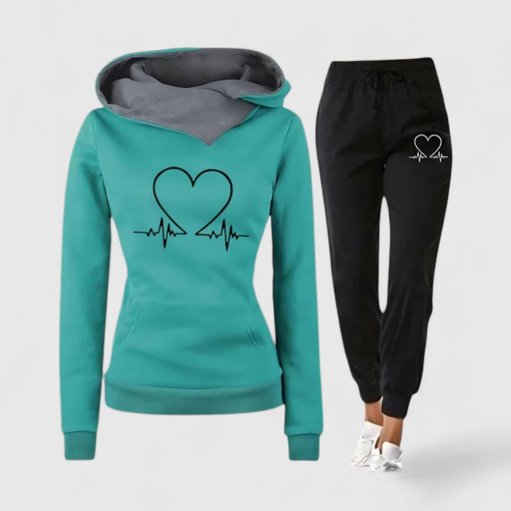 Paige | Comfortable Hoodie Set with Heartbeat Design