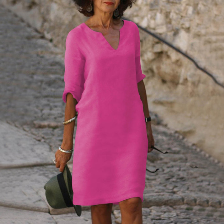 Maureen | Flowy Dress with Timeless Ease