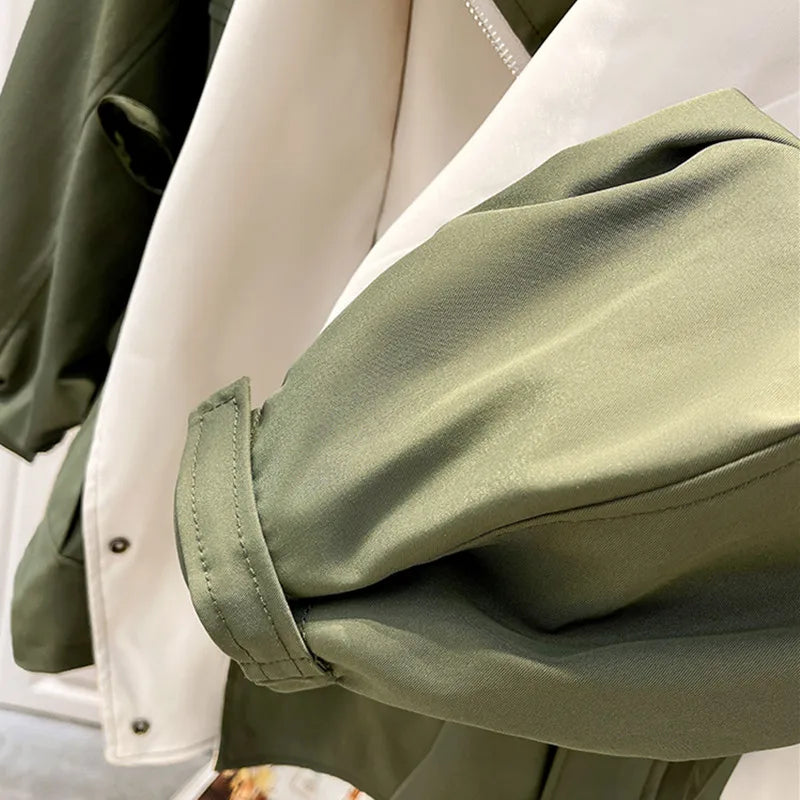Vivienne | Windbreaker Jacket with Elegant Fit
