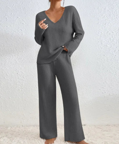Caroline | Two-Piece Set with Modern Ease