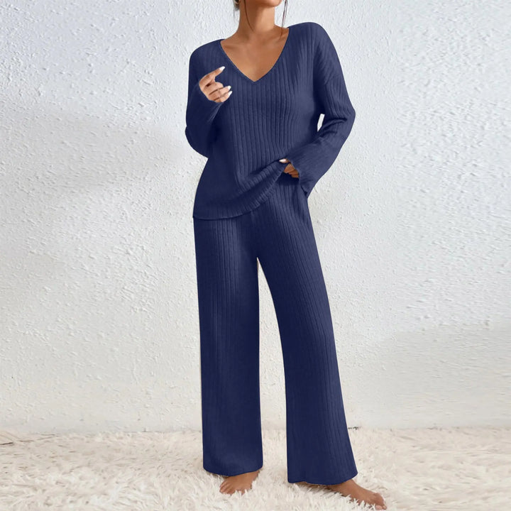 Caroline | Two-Piece Set with Modern Ease
