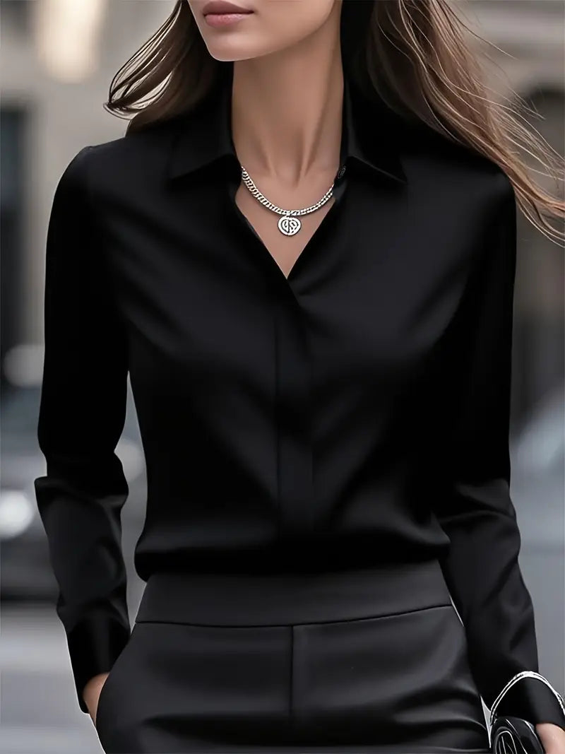 Amiliana | Fluid Shirt with Hidden Button Placket