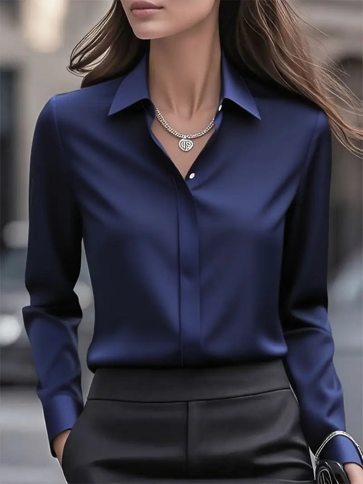 Amiliana | Fluid Shirt with Hidden Button Placket