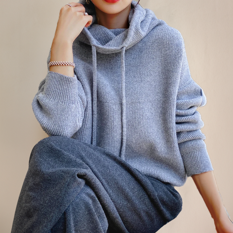Amélie | Lightweight Turtleneck Sweater