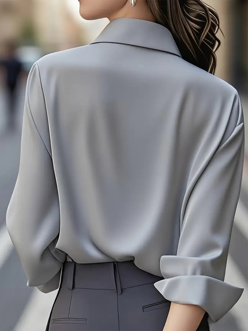 Amiliana | Fluid Shirt with Hidden Button Placket