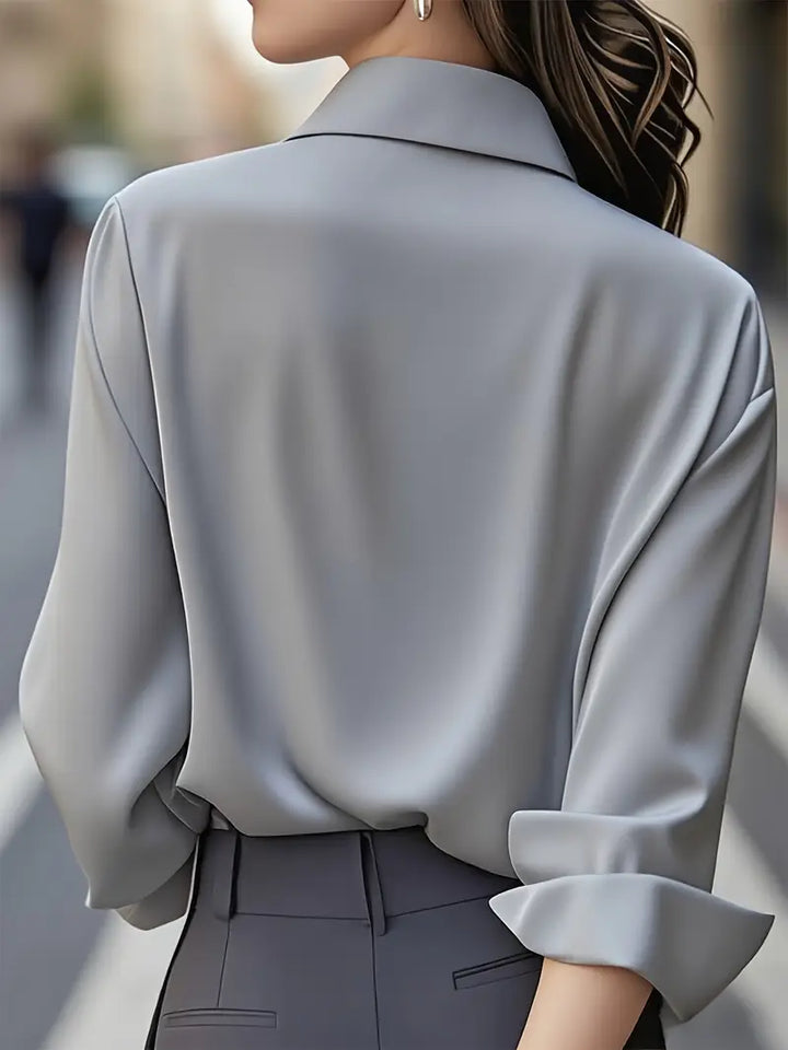 Amiliana | Fluid Shirt with Hidden Button Placket