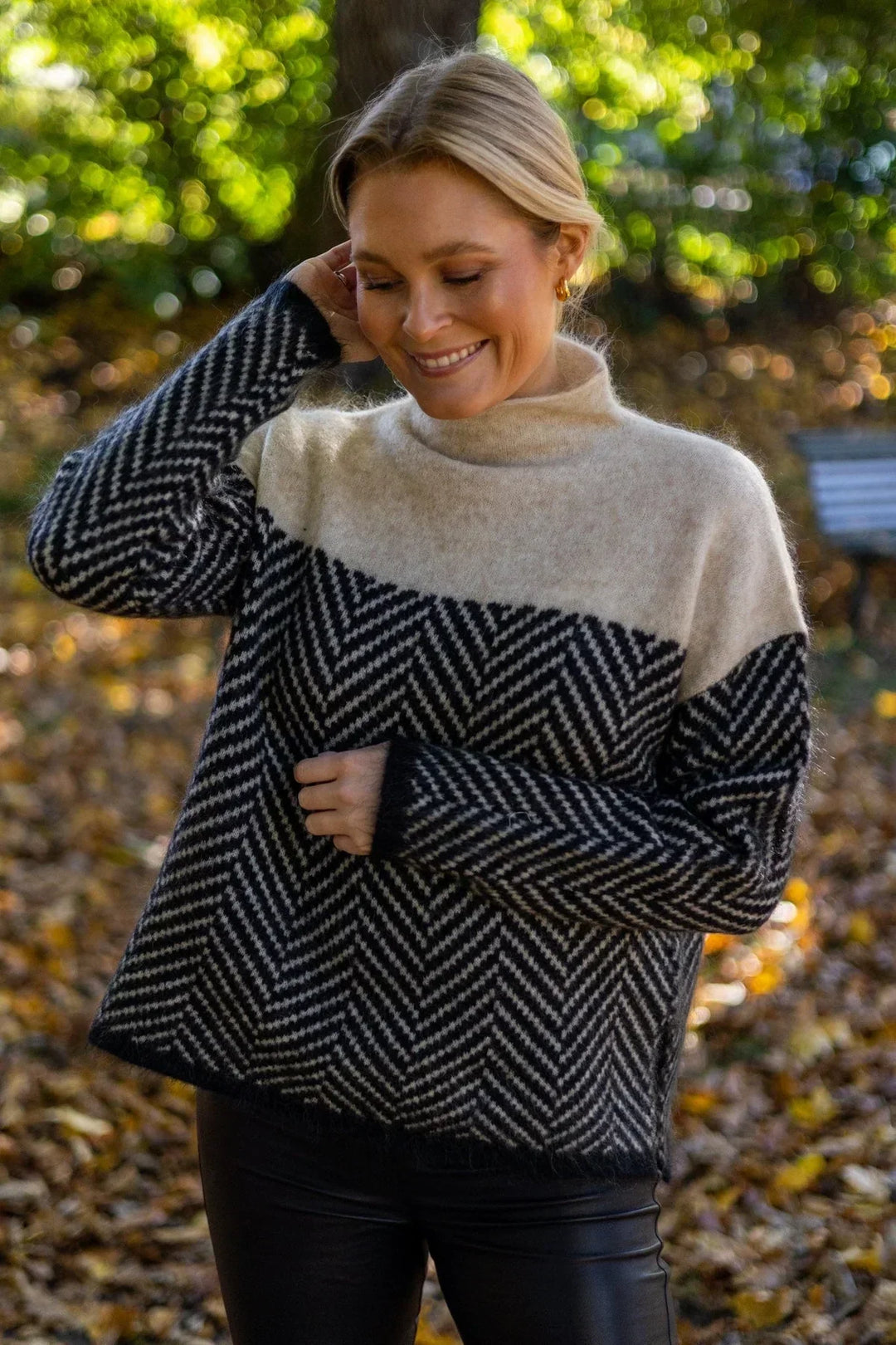 Marilyn | Herringbone Knit Sweater with Luxurious Softness