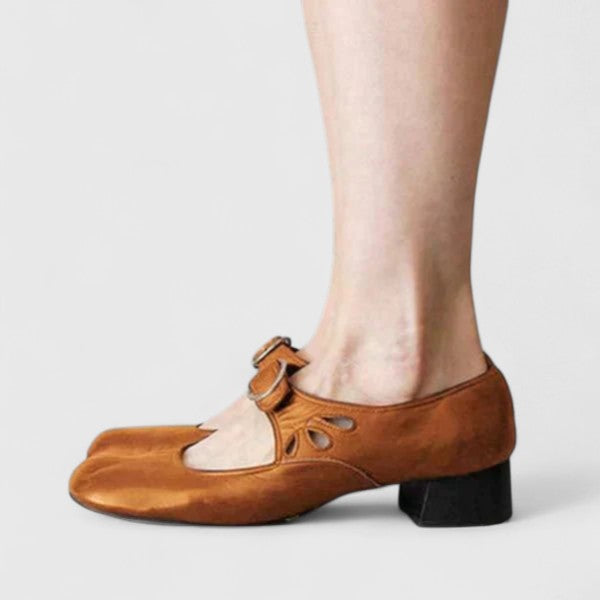 Elaine | Supportive Shoes with Adjustable Strap